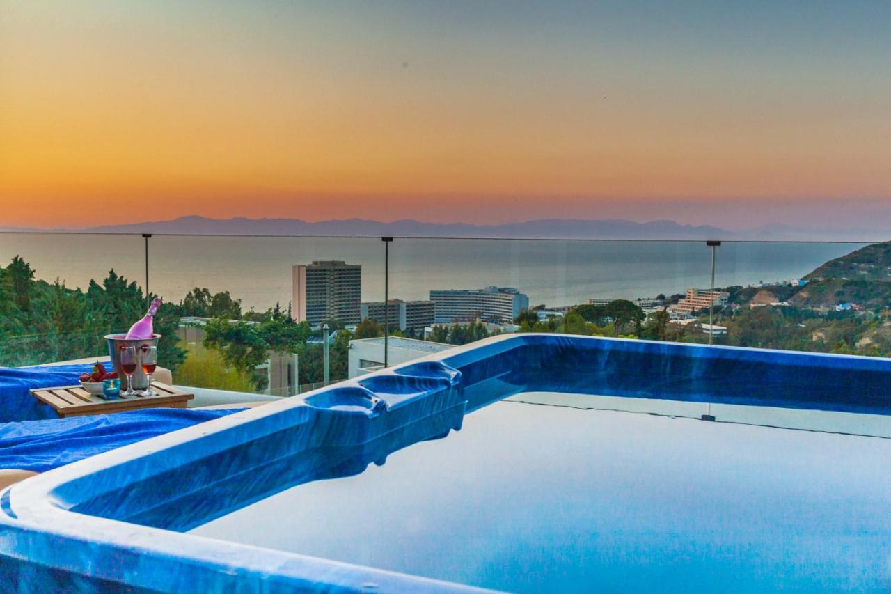 Ferienwohnung Flyviewflatsblue Privatehottub With Seaview Ixia  Exterior foto