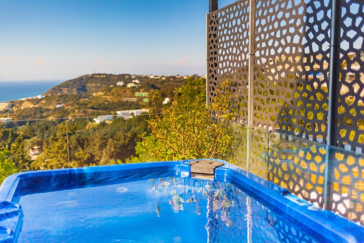 Ferienwohnung Flyviewflatsblue Privatehottub With Seaview Ixia  Exterior foto