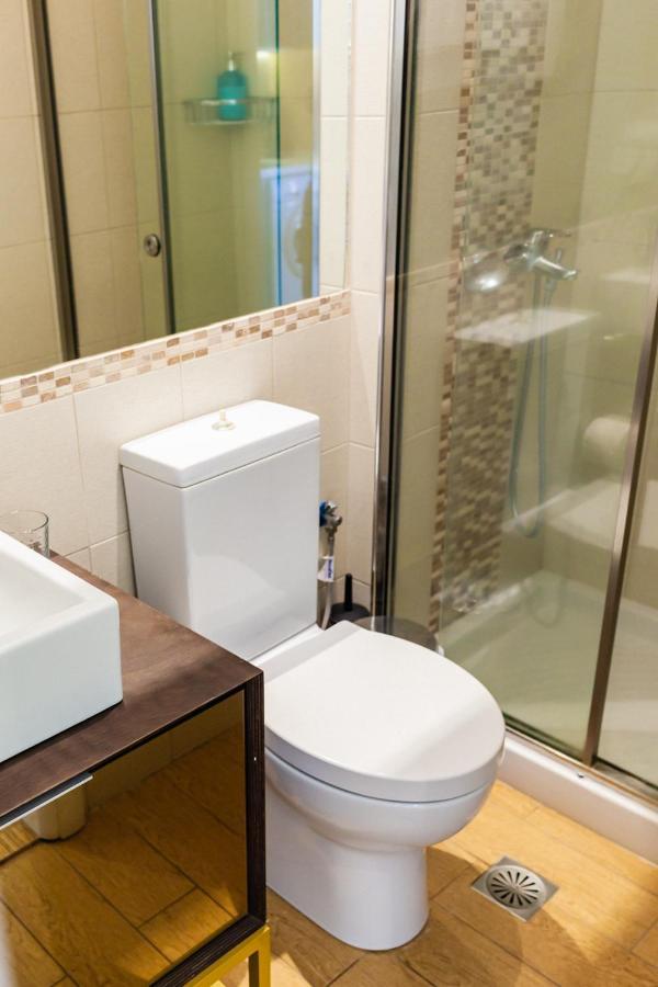 Ferienwohnung Flyviewflatsblue Privatehottub With Seaview Ixia  Exterior foto